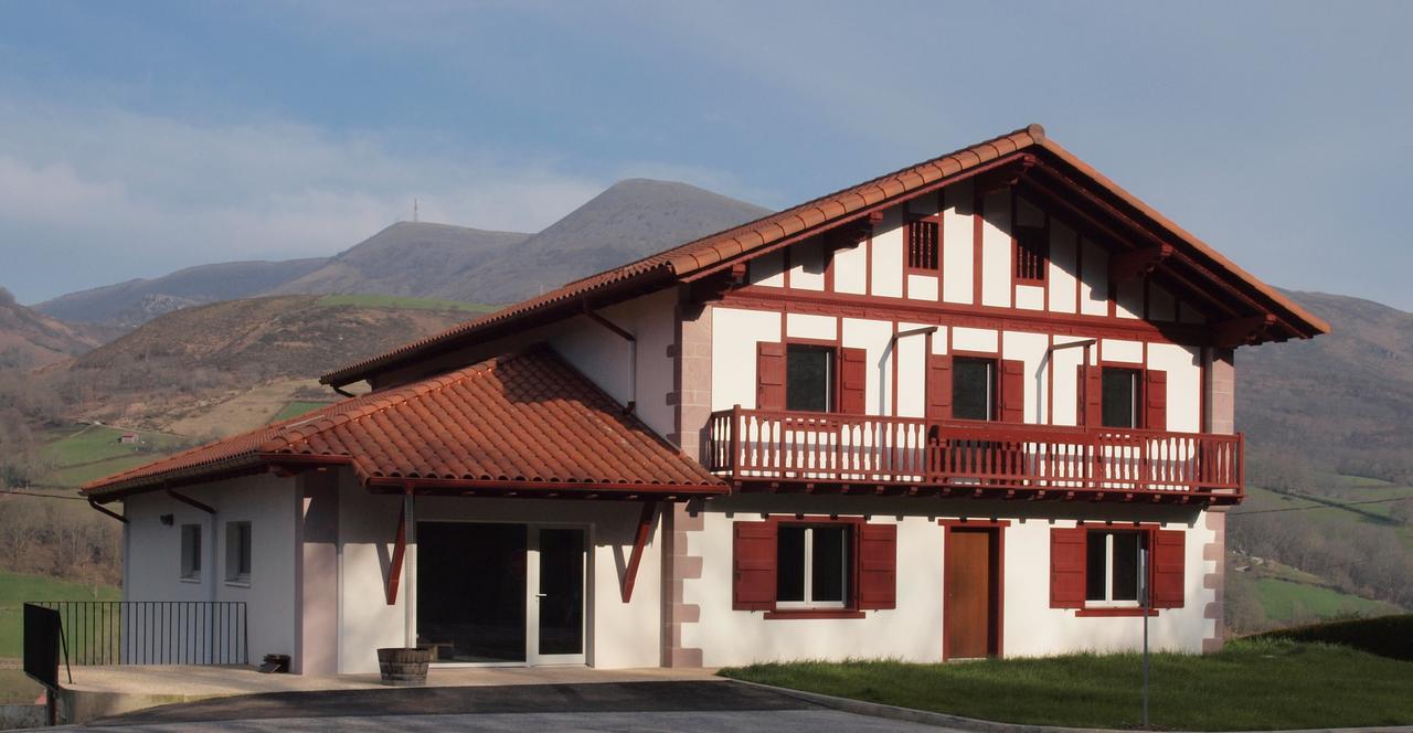 Mendialdea Amaiur Baztan Apartment Maya del Baztan Exterior photo